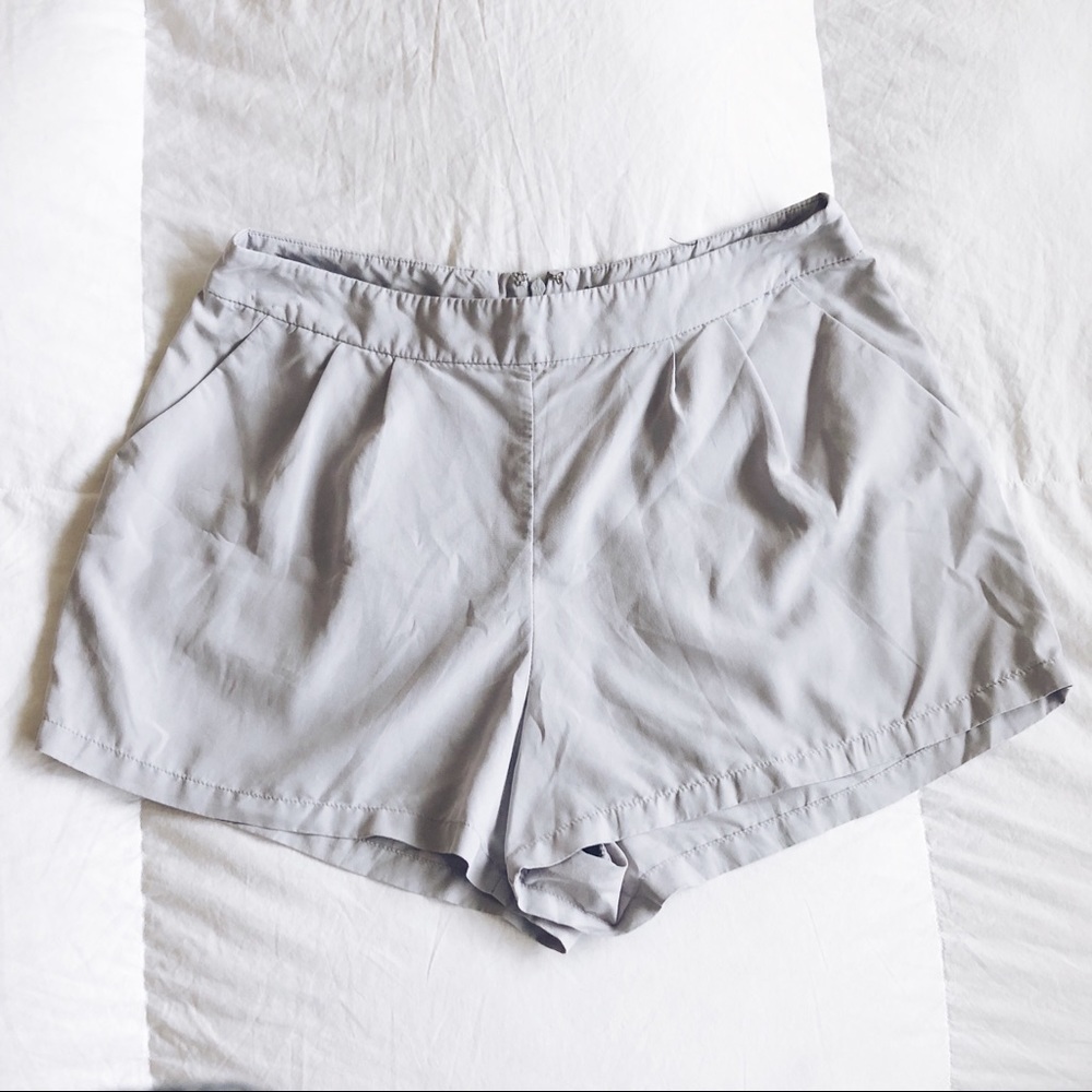 Forever21 High Waisted Light grey/Lavender Shorts